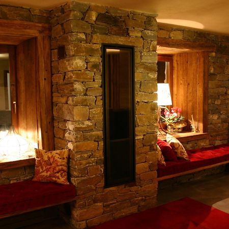 Chalet Eden Eco Hotel, Restaurant & Wellness Ла-Тюїль Екстер'єр фото