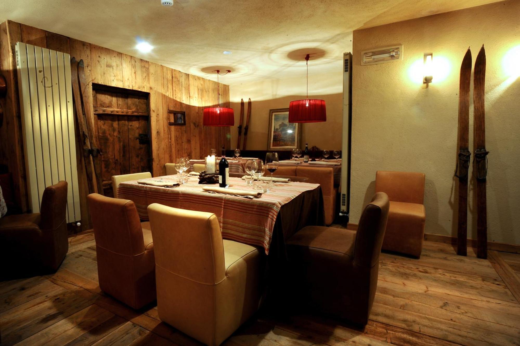 Chalet Eden Eco Hotel, Restaurant & Wellness Ла-Тюїль Екстер'єр фото