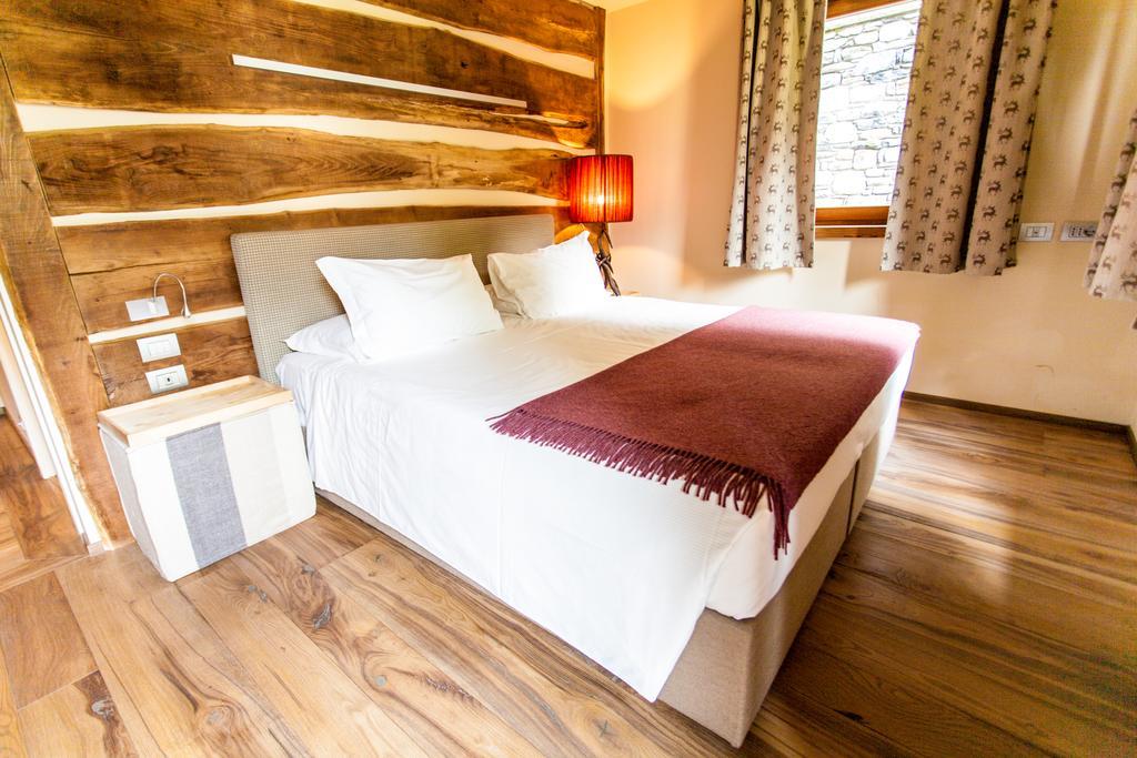 Chalet Eden Eco Hotel, Restaurant & Wellness Ла-Тюїль Екстер'єр фото